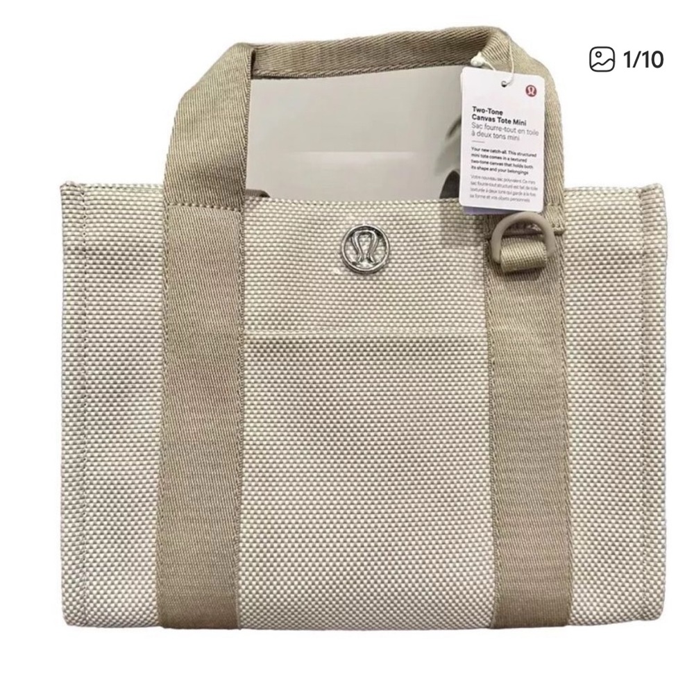 lululemon athletica Two-Tone Canvas Tote in Beige and Cream 4.5 liter tote